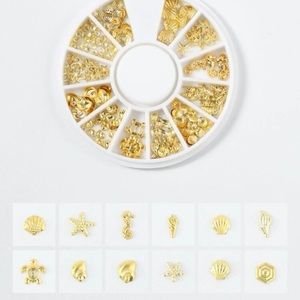 Sea shells and creatures 3D design Nail Art decoration